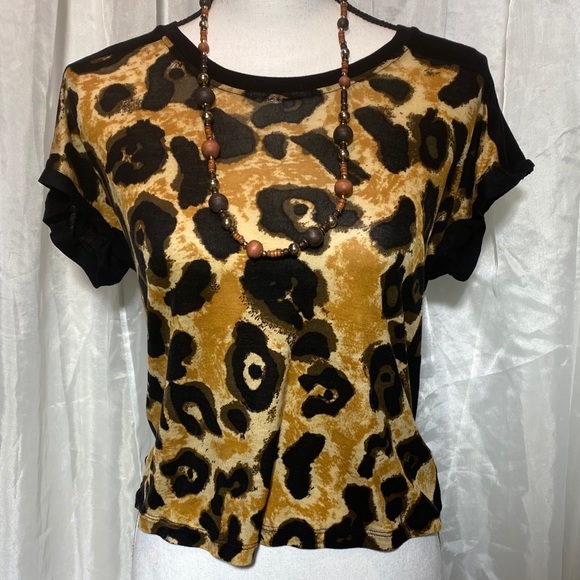 Forever 21 Perfect Fit Leopard Print Top - Picture 2 of 16